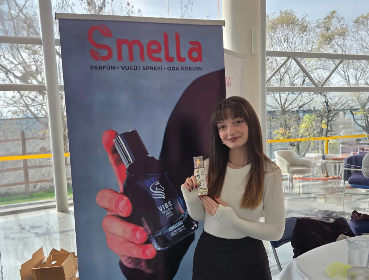 Product experience at a Smella Academy campus event