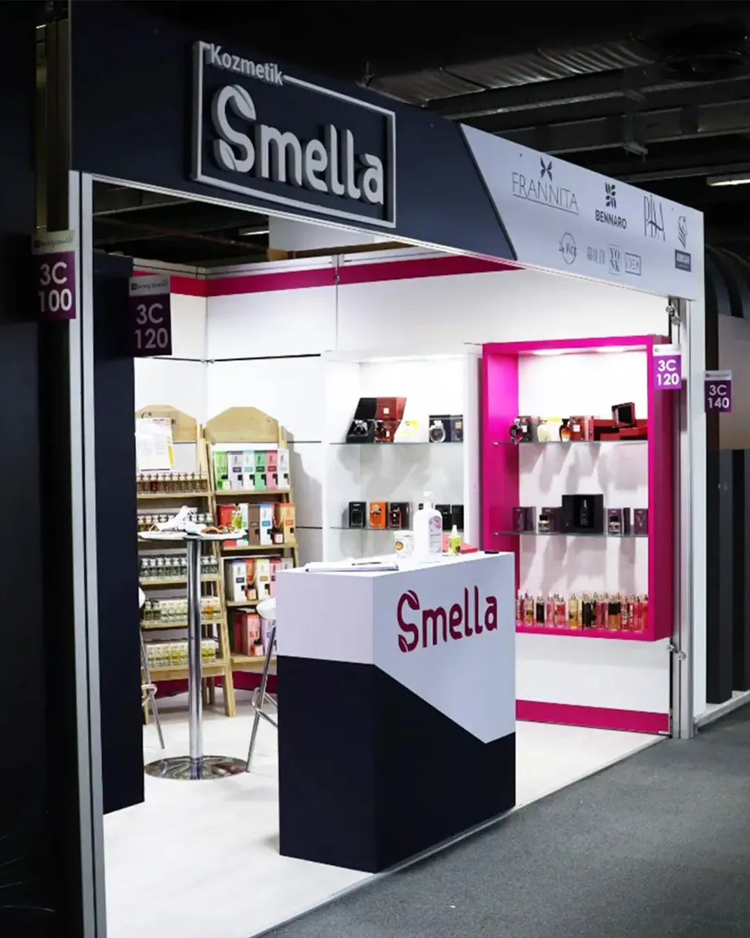 Stand Smella Kozmetik au salon Beauty Istanbul 2021